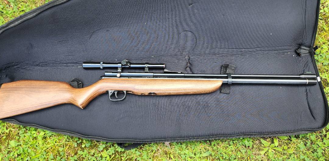 Benjamin Discovery Airgun - Hunting Items For Sale and Trade